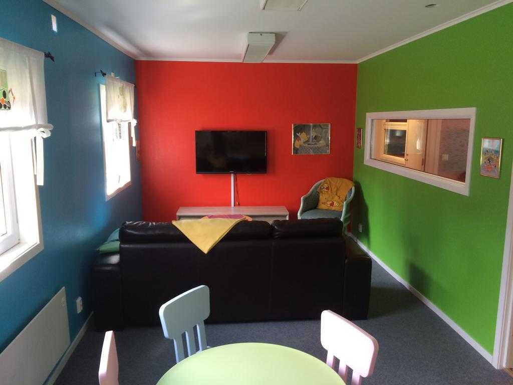 Foellingen Hotell Kisa ภายนอก รูปภาพ